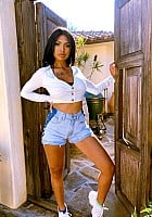 Paula DeAnda